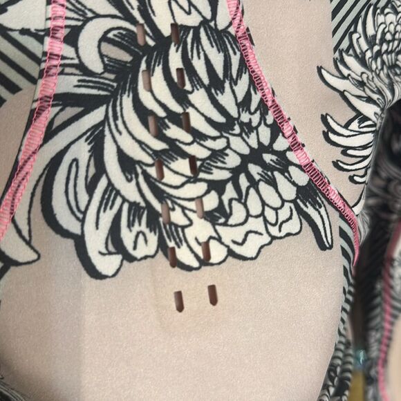 Stella McCarthy for Adidas top S (4200) - Picture 6 of 8